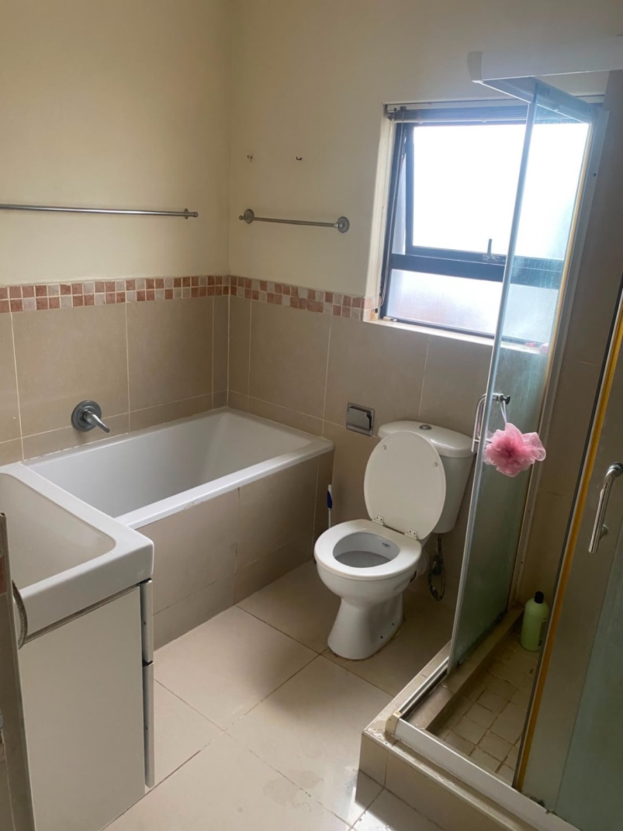 2 Bedroom Property for Sale in Burgundy Estate Western Cape